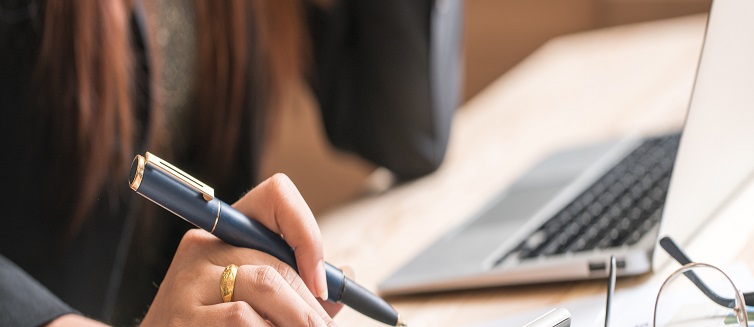 Learn more about how to maintain proper posture at your desk
