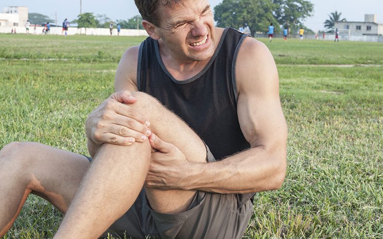 hurt knee