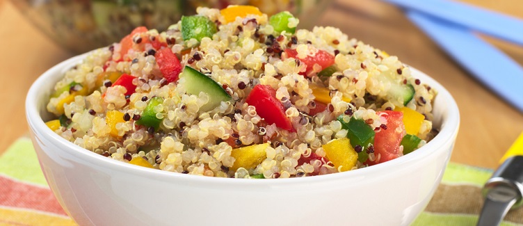 crunchy thai quinoa salad