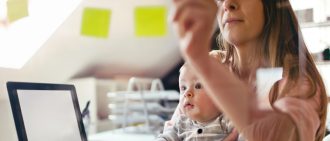 Learn more about how you can juggle breastfeeding with your career
