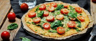 garden vegetable pesto pizza
