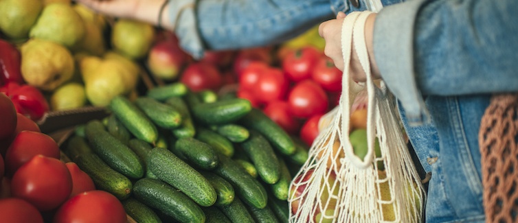 These 7 nutritional deficiencies are linked to depression