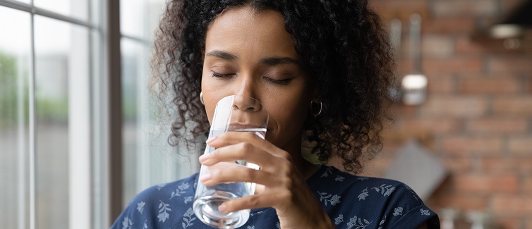 Treating kidney stones at home