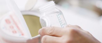 How to Prepare and Store Baby Formula