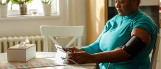 Does dehydration raise blood pressure?