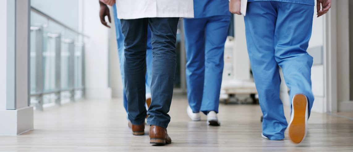 How Dr. Cronin Helped Lindsey Get Back on Her Feet