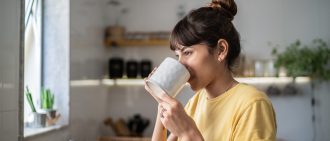 These teas and vitamins can help lactation and breastfeeding.